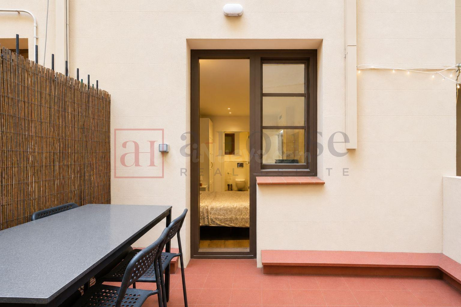 PISO REFORMADO CON BALCÓN Y TERRAZA EN SANT ANTONI - foto 2