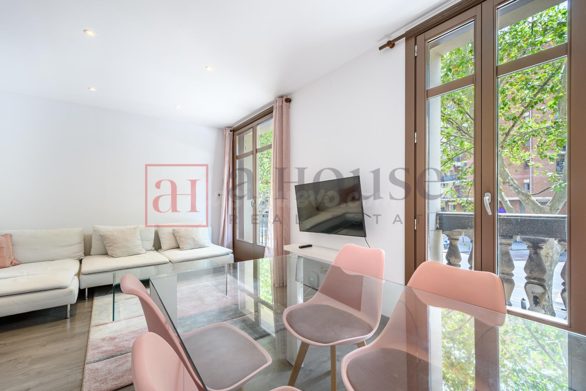 PISO REFORMADO CON BALCÓN Y TERRAZA EN SANT ANTONI - foto 4