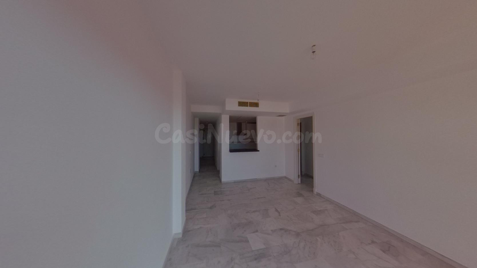 Benalmádena - Piso, 2 Dormitorios, Terraza y Patio, Garaje - foto 5