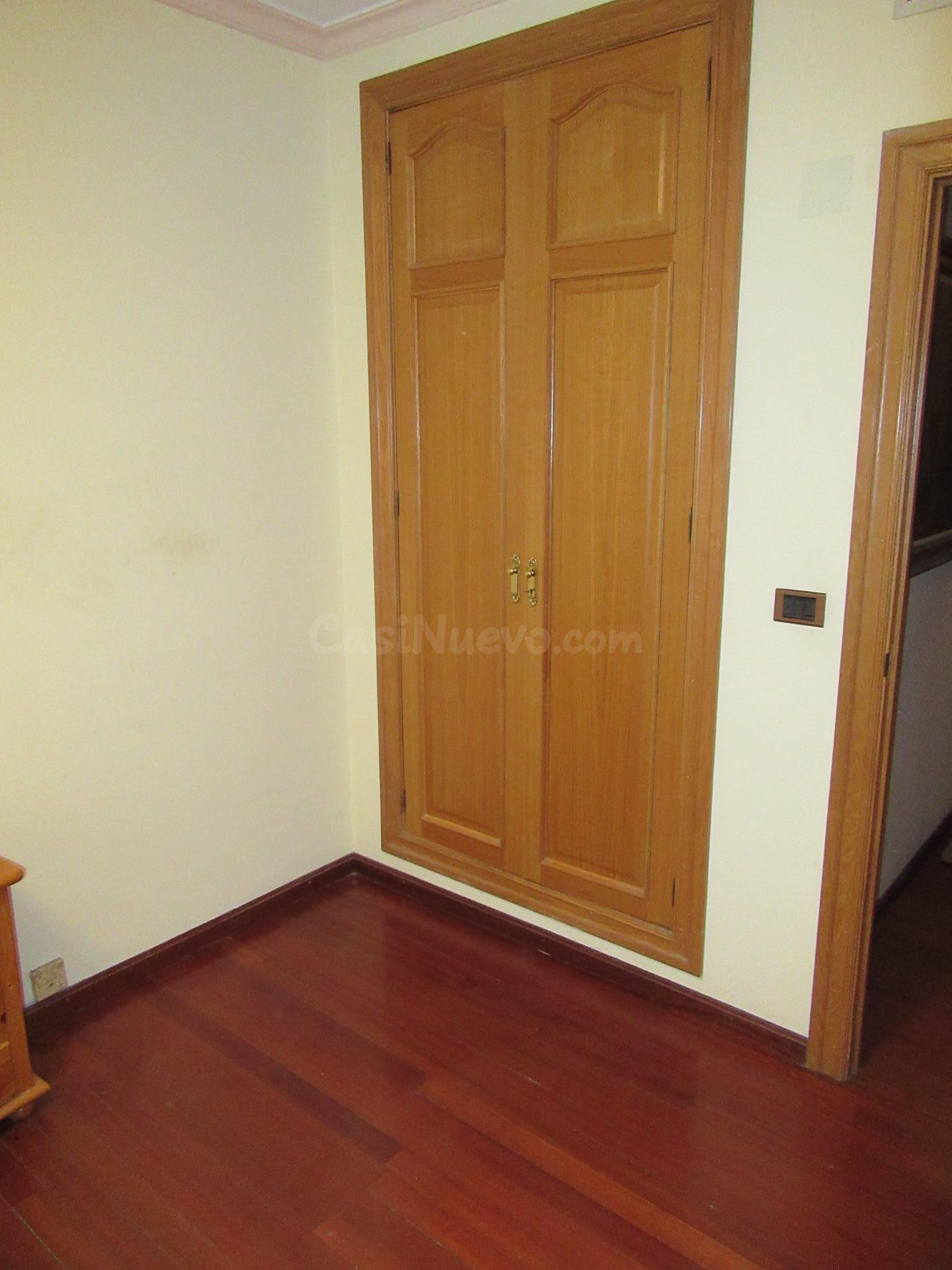 APARTAMENTO CALLE ALFONSO EDIFICIO SEÑORIAL - foto 4