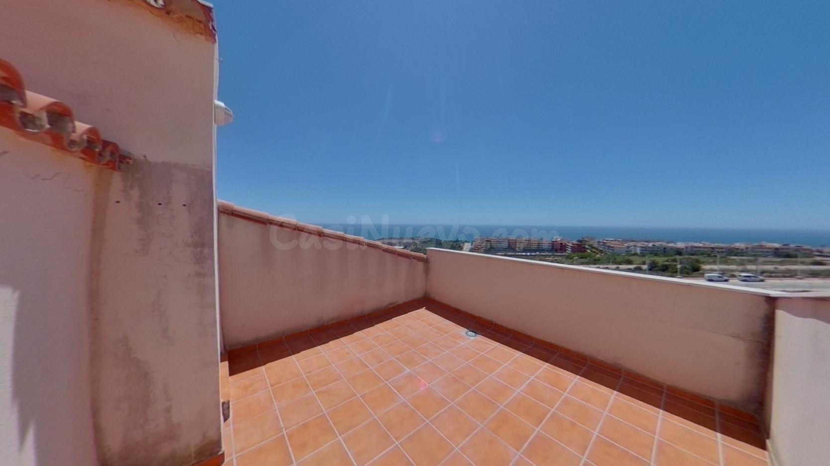 Benalmádena - Ático Dúplex, 4 Dormitorios, Terraza, Piscina, - foto 2