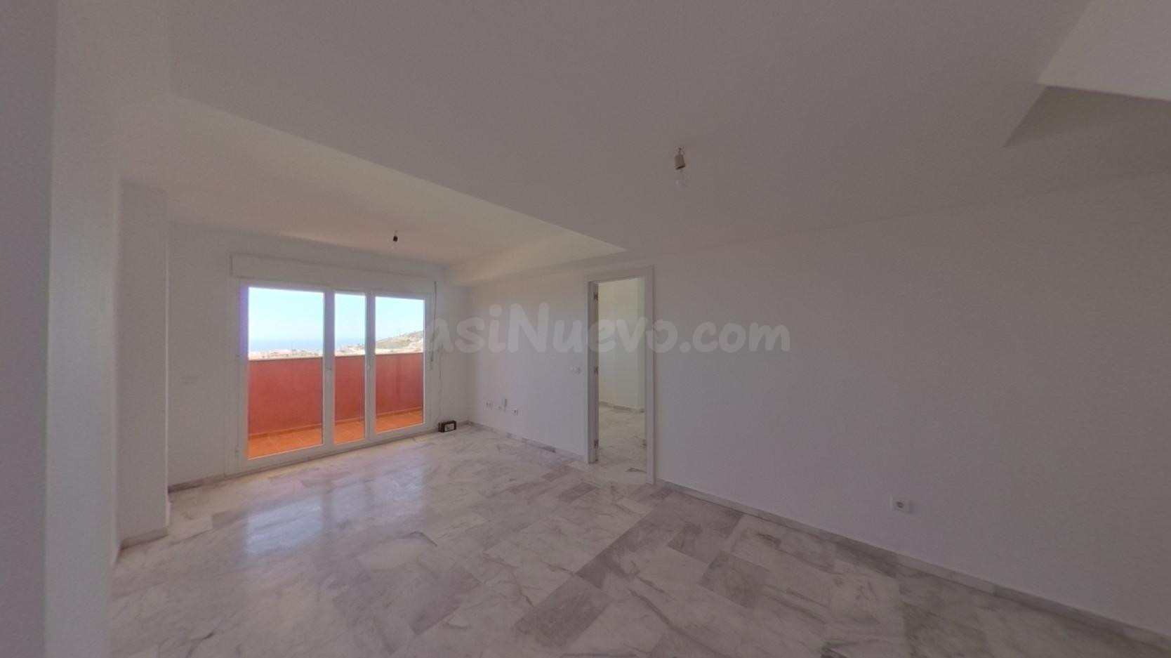 Benalmádena - Ático Dúplex, 4 Dormitorios, Terraza, Piscina, - foto 3