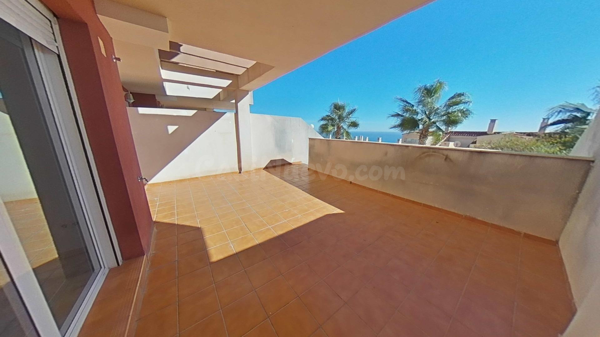 Benalmádena - Piso, 2 Dormitorios, Terraza, Jardín, Patio