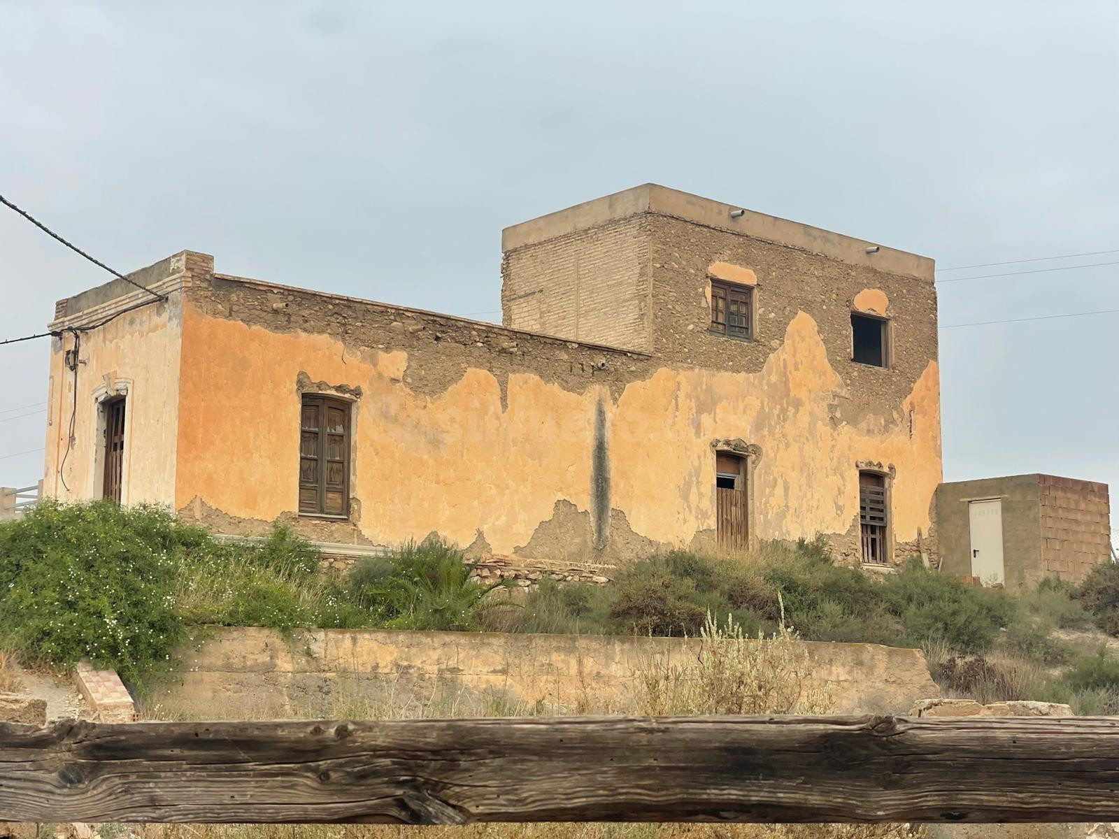 Se vende Cortijo con terreno en la Norieta (Pechina) - foto 2