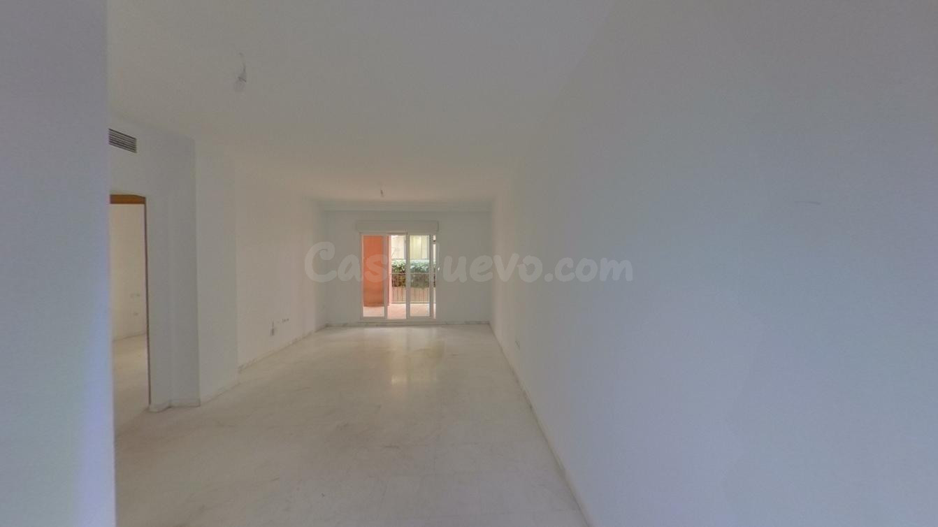 Benalmádena - Piso, 2 Dormitorios, Terraza, Piscina, Parking - foto 5
