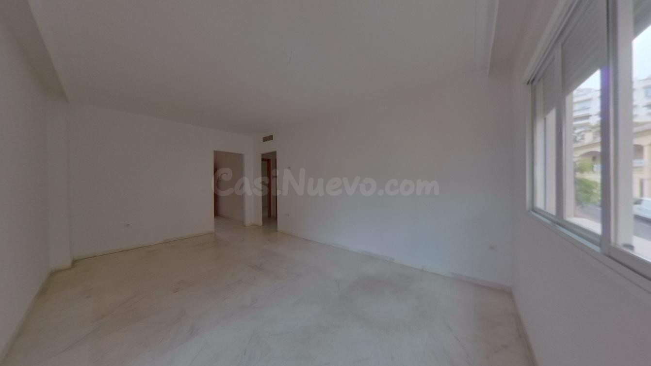 Benalmádena - Piso, 2 Dormitorios, Terraza, Garaje y Traster - foto 4