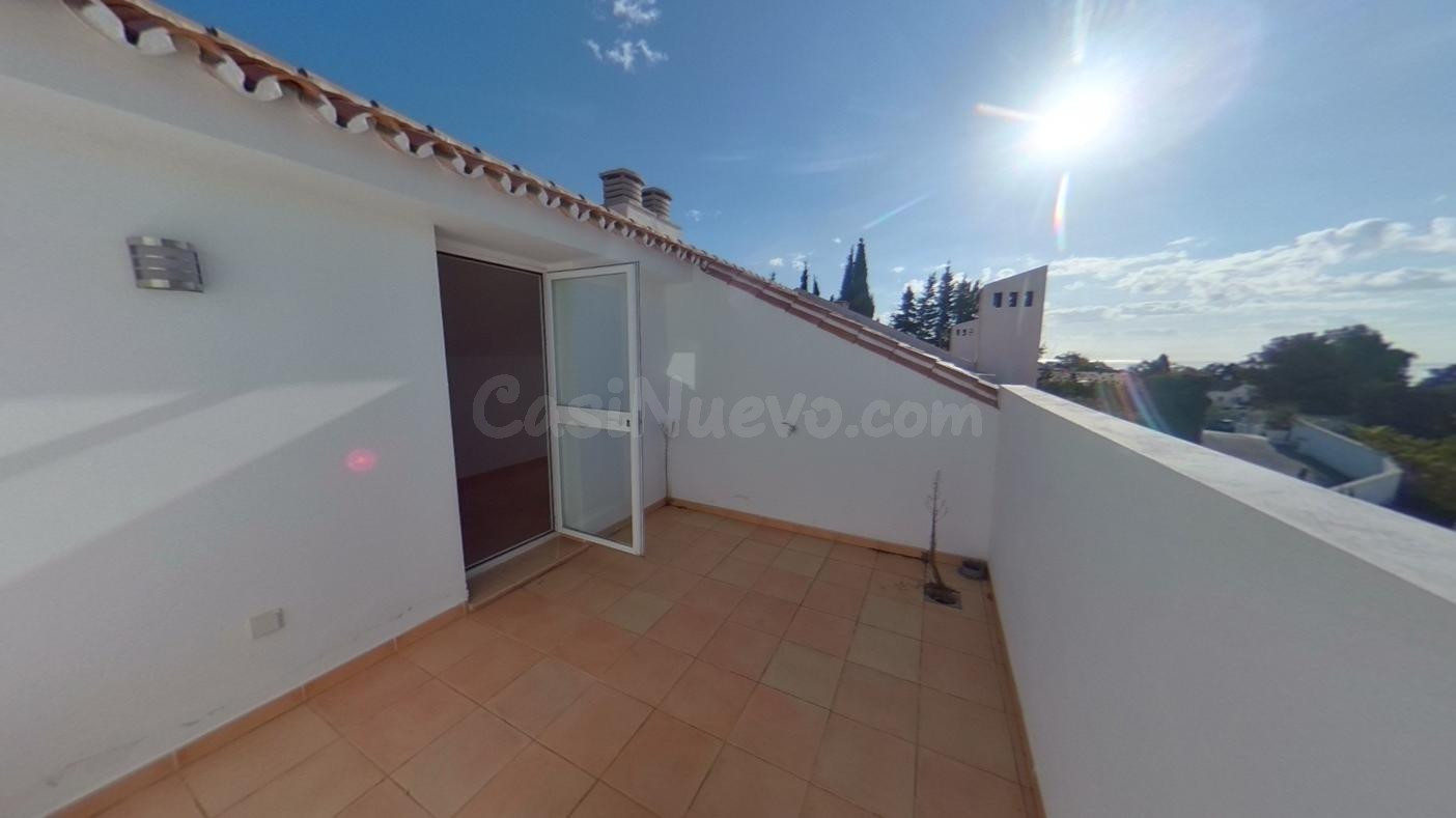 Benalmádena - Adosado, 3 Dormitorios, Terraza, Patio, Garaje - foto 2