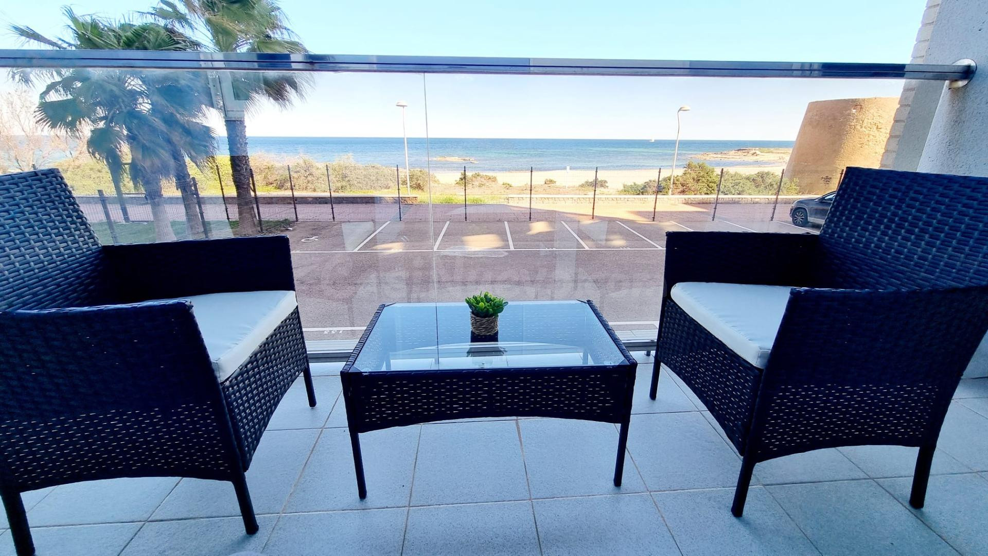 Moderna vivienda de 85 metros cuadrados junto al Mediterráne - foto 3