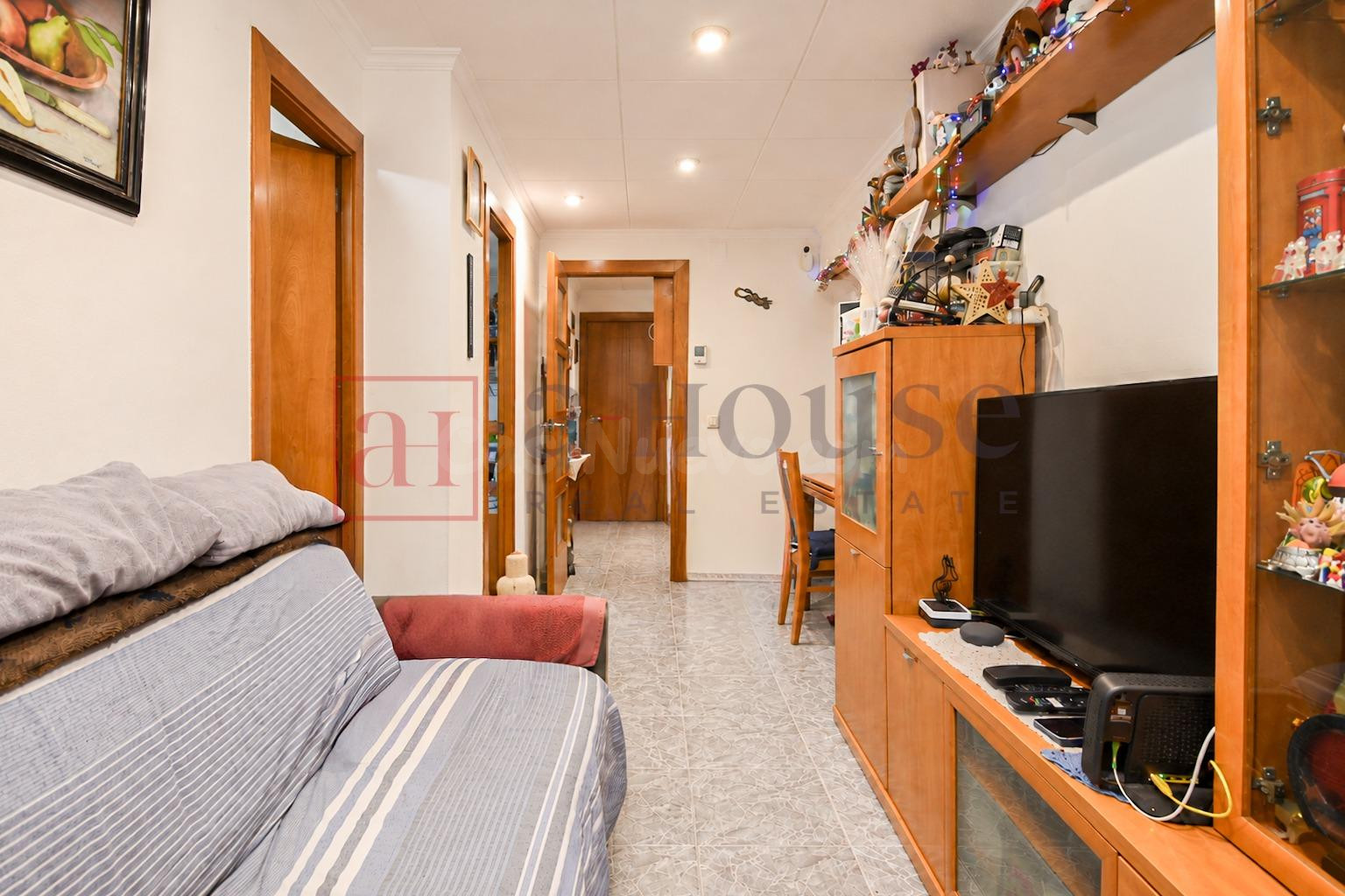 PISO EN TRANQUILO PASAJE, LISTO PARA ENTRAR A VIVIR EN EL CA - foto 5
