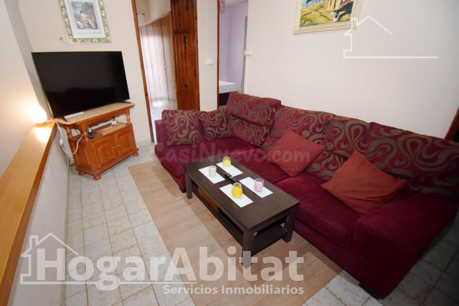 MAGNIFICA CASA CON TERRAZA Y LOCAL COMERCIAL EN EL CENTRO - foto 3