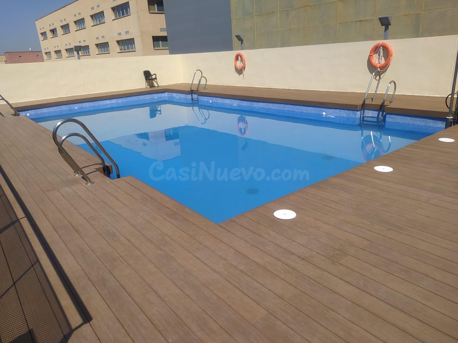APARTAMENTO TURÍSTICO EN EDIFICIO LUXSEVILLA (BORMUJOS)