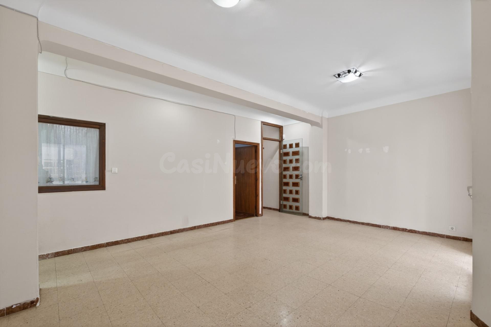 “Tu nuevo hogar en Málaga: luz, espacio y futuro a un paso d - foto 3