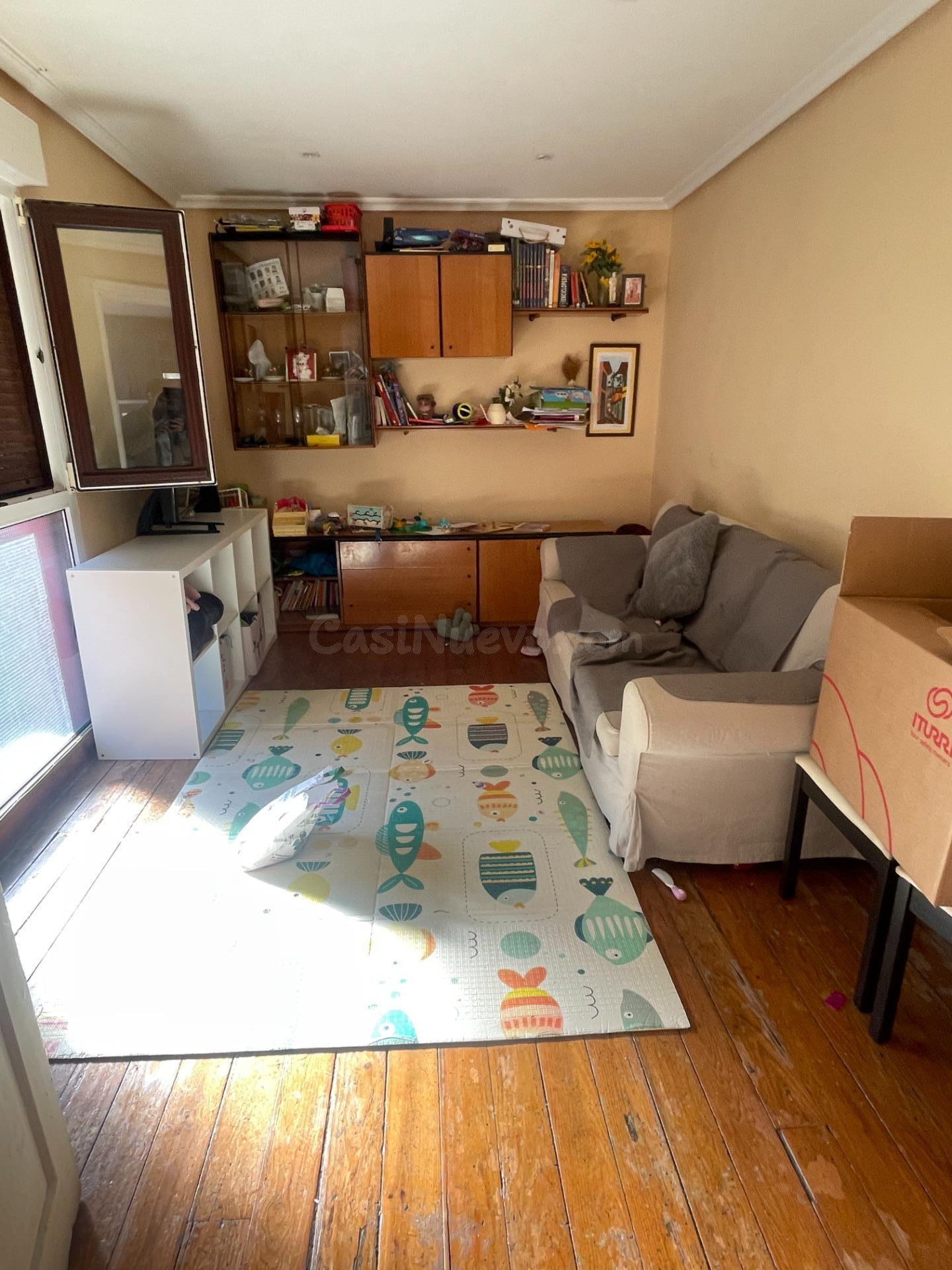 Piso de 3 habitaciones con vistas al bosque y excelentes con - foto 3