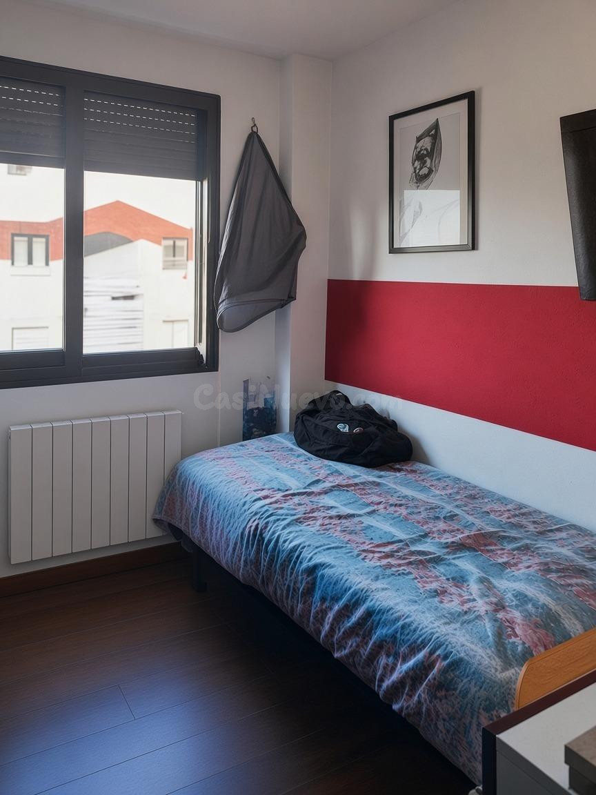 Piso seminuevo de 3 habitaciones en urbanización privada en  - foto 5