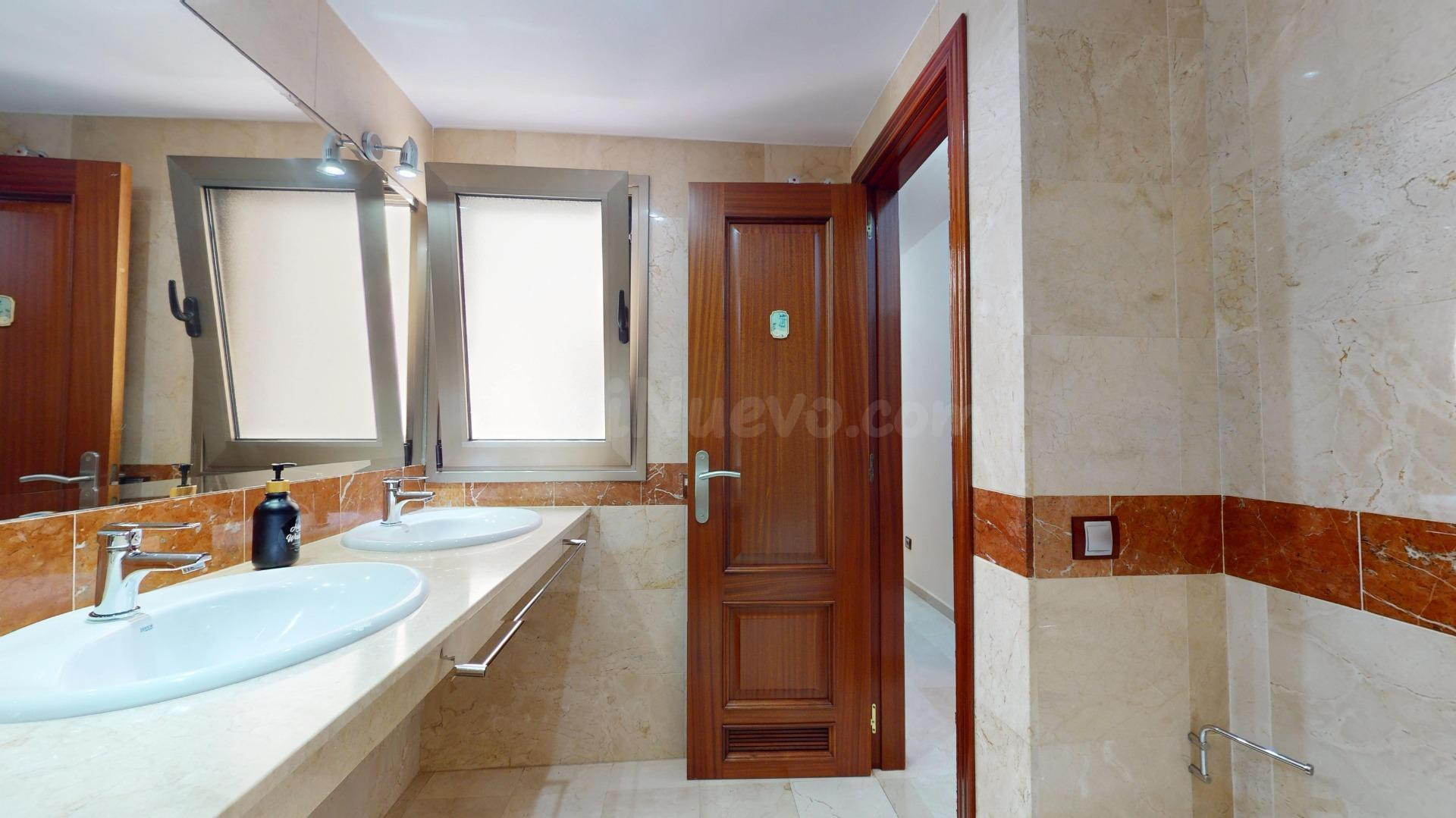 Se alquila estupendo piso totalmente amueblado y equipado en - foto 5