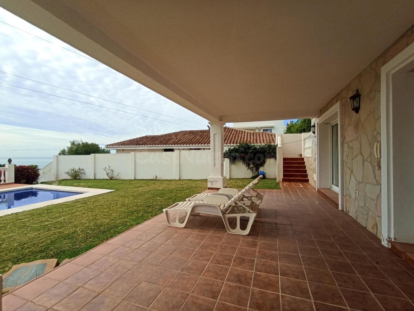 FANTASTICA VILLA EN ZONA BAJA DE LA CAPELLANIA CON PISCINA Y - foto 2