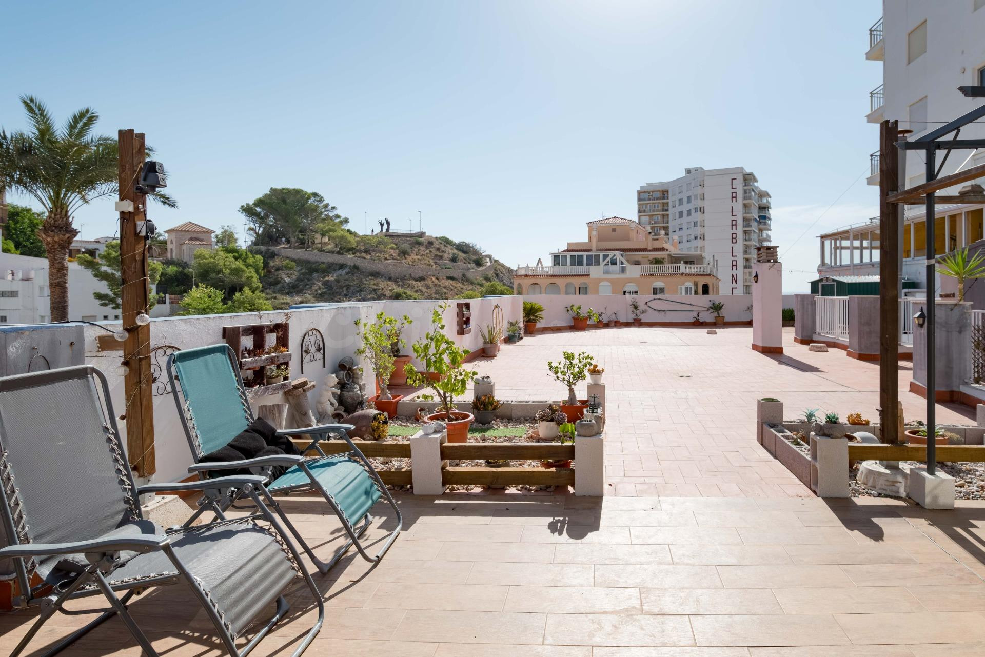 ÁTICO CON VISTA AL MAR EN FARO CULLERA DE TERRAZA PRIVADA LI - foto 2