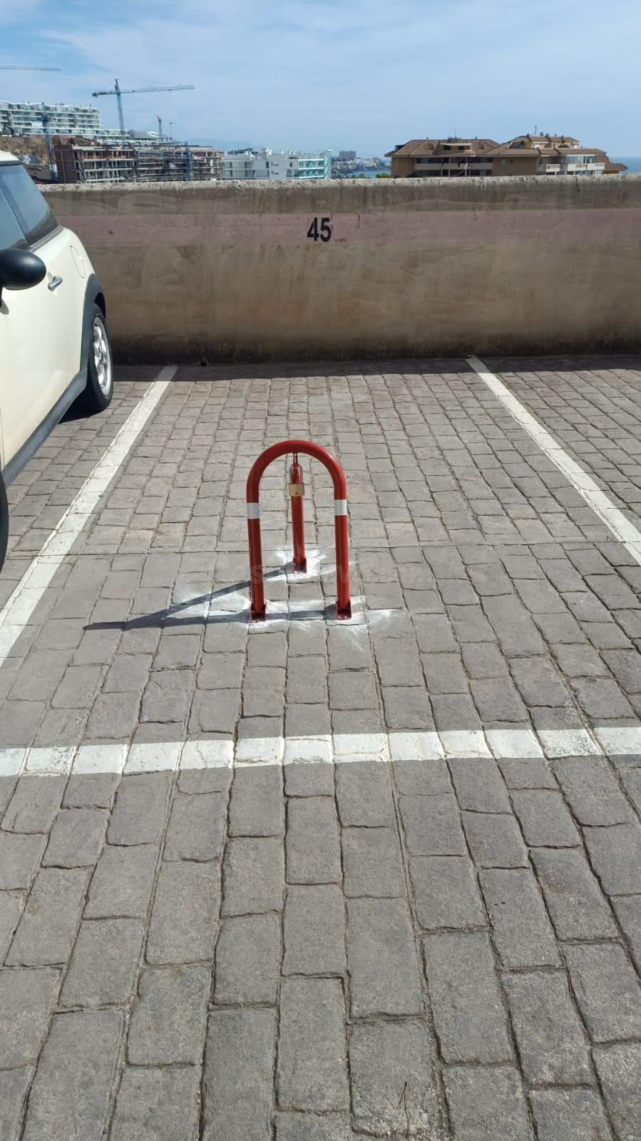 Oportunidad única de parking en El Higuerón, Fuengirola