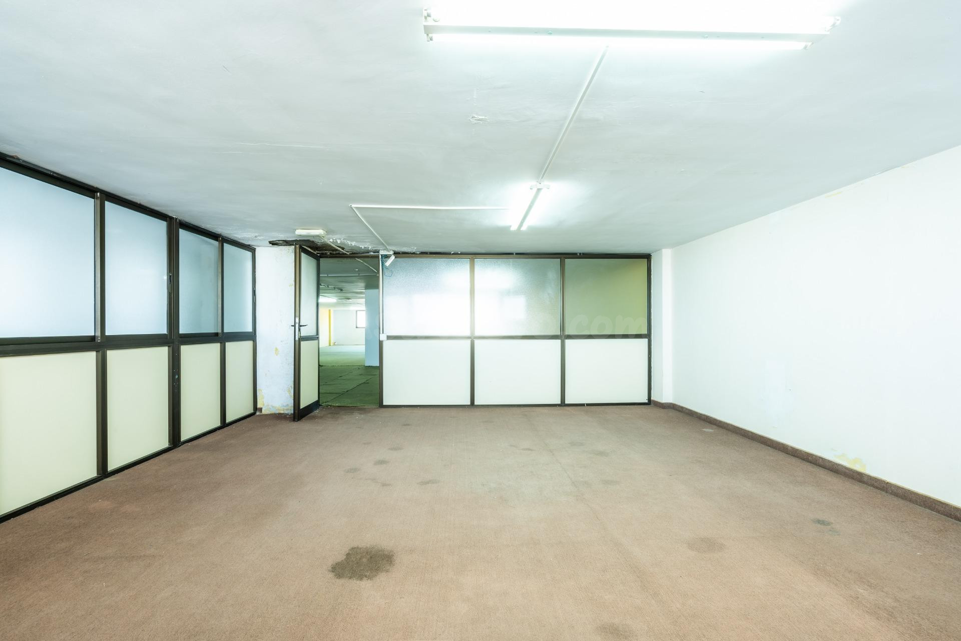 ALMACÉN EN VENTA EN SAN ISIDRO - foto 3