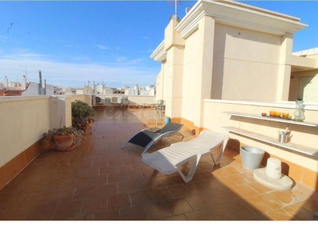 ESPECTACULAR APARTAMENTO EN PLENO CENTRO DE LA CIUDAD, IDONEO PARA PAREJAS