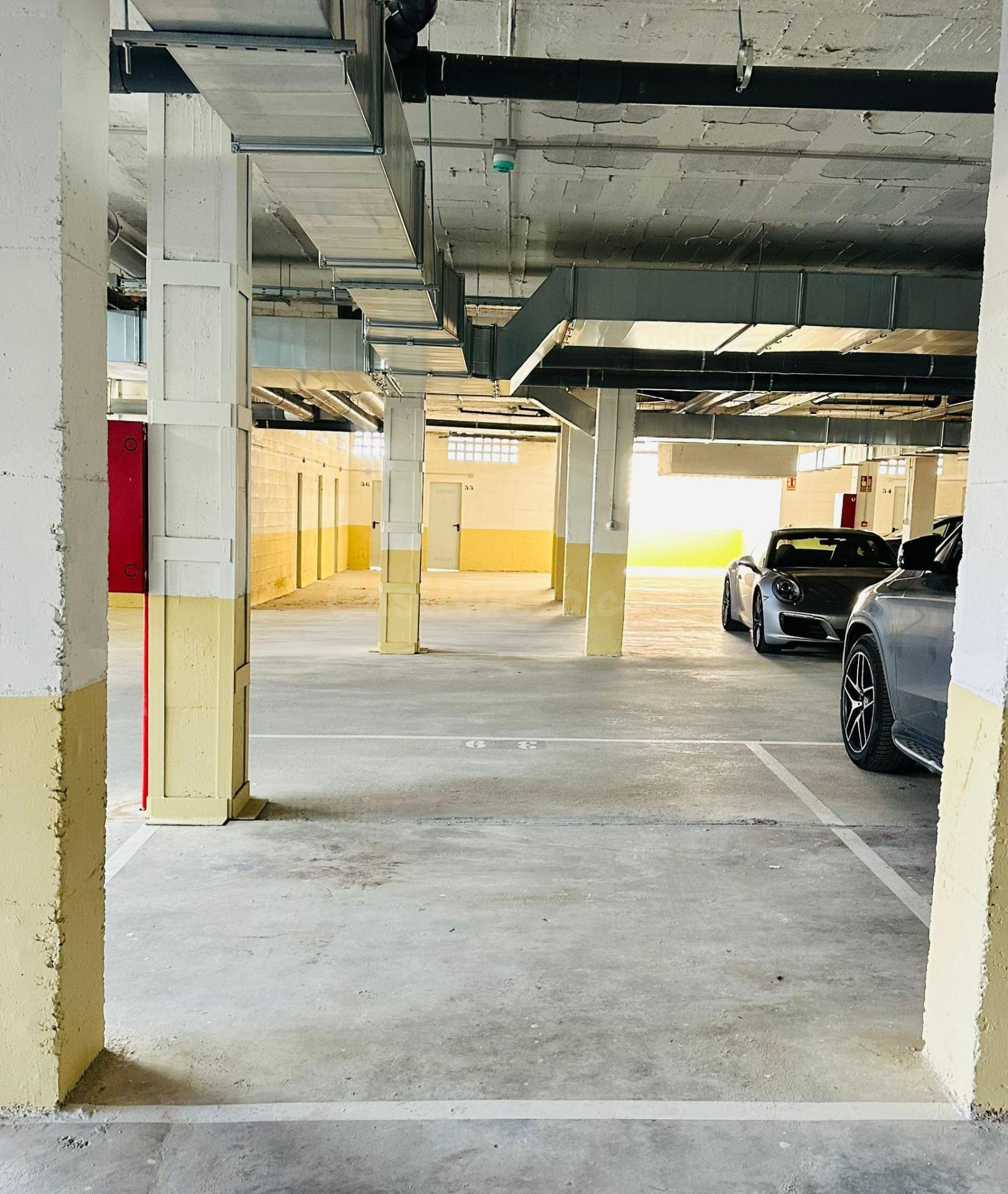 ¡Tu plaza de aparcamiento ideal en Fuengirola! - foto 2