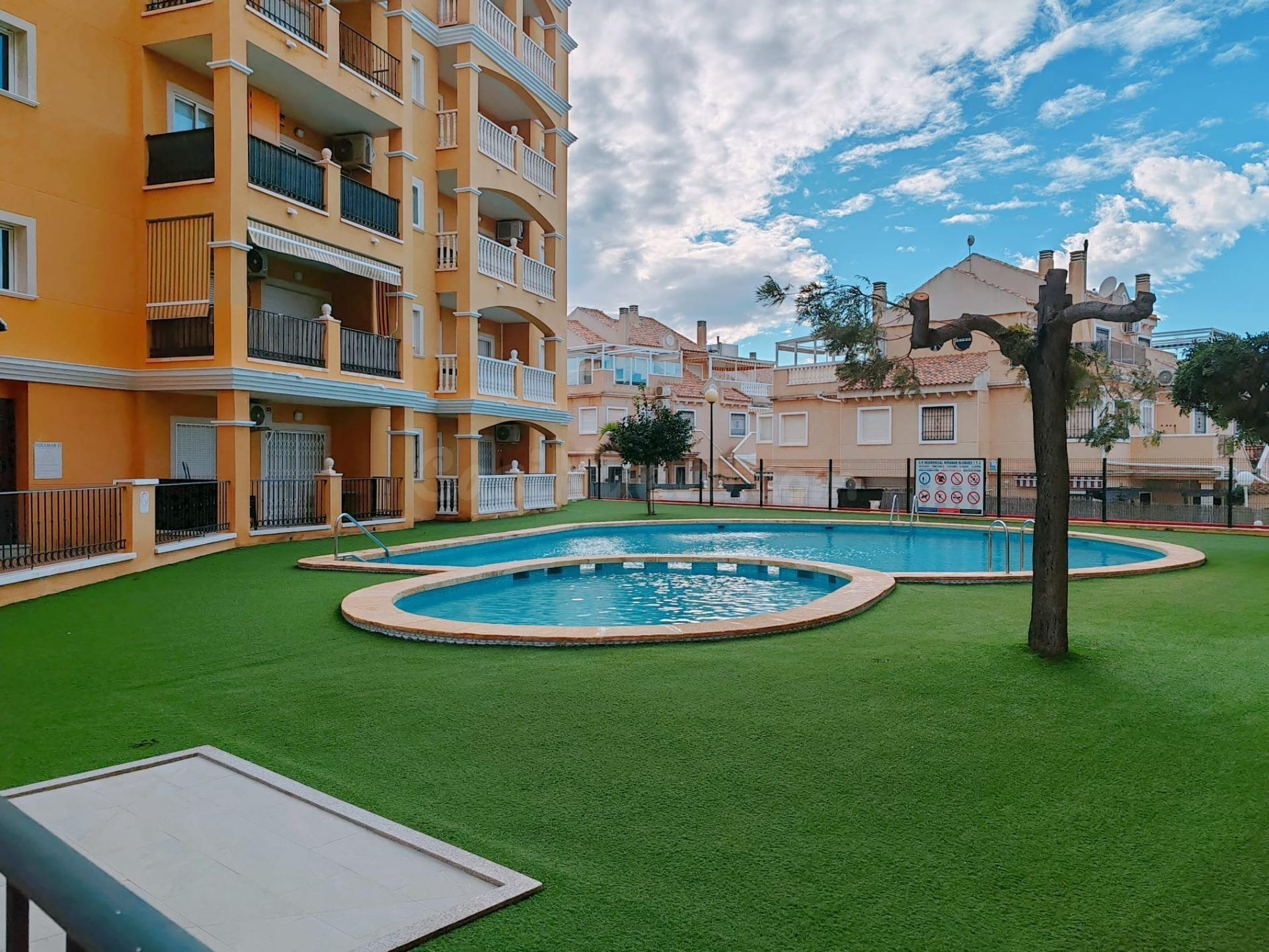 Increíble ático: vistas al mar + solarium priv. 40m + piscin