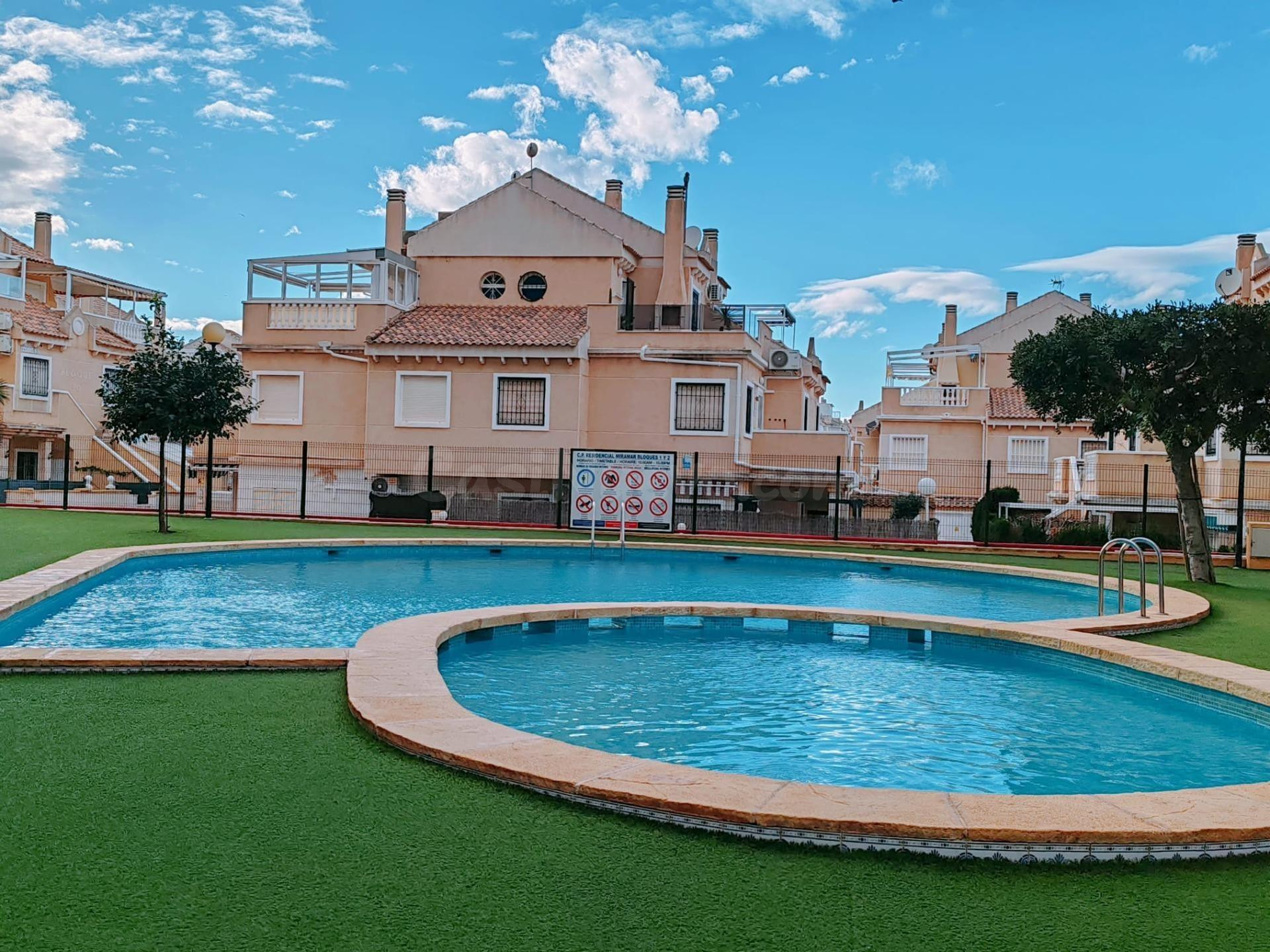 Increíble ático: vistas al mar + solarium priv. 40m + piscin - foto 2