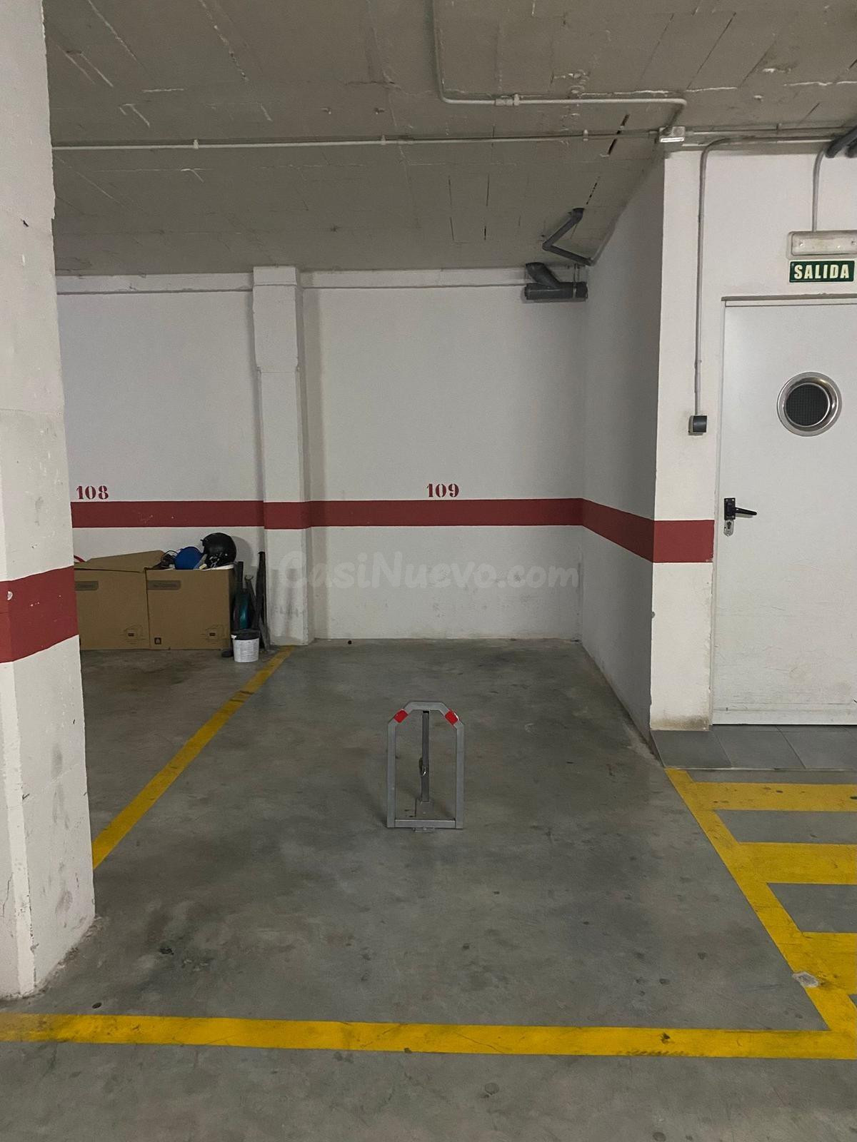 ¡Oportunidad Única! Plaza de Garaje Cubierta por solo €15.50 - foto 2