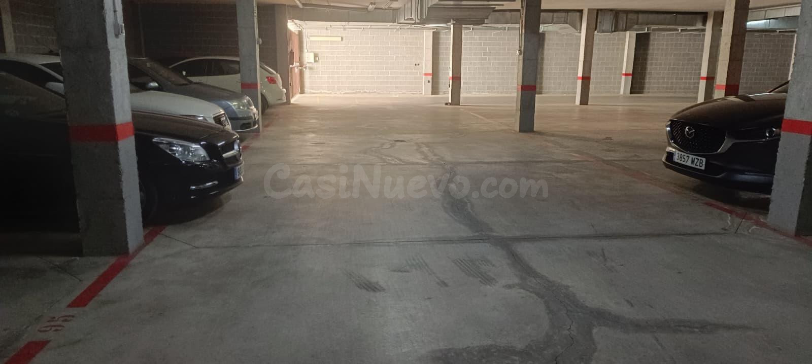 Se vende amplia Plaza de Aparcamiento, ¡CERCA DE HOSPITAL CL