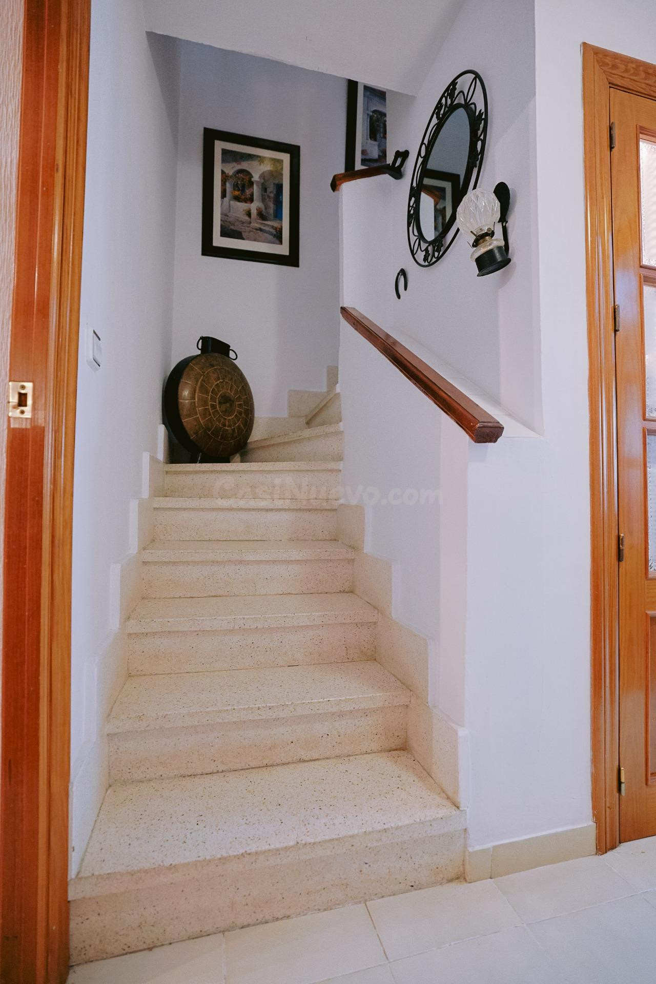 Casa de dos plantas en Valverde de Llerena (Badajoz). - foto 2
