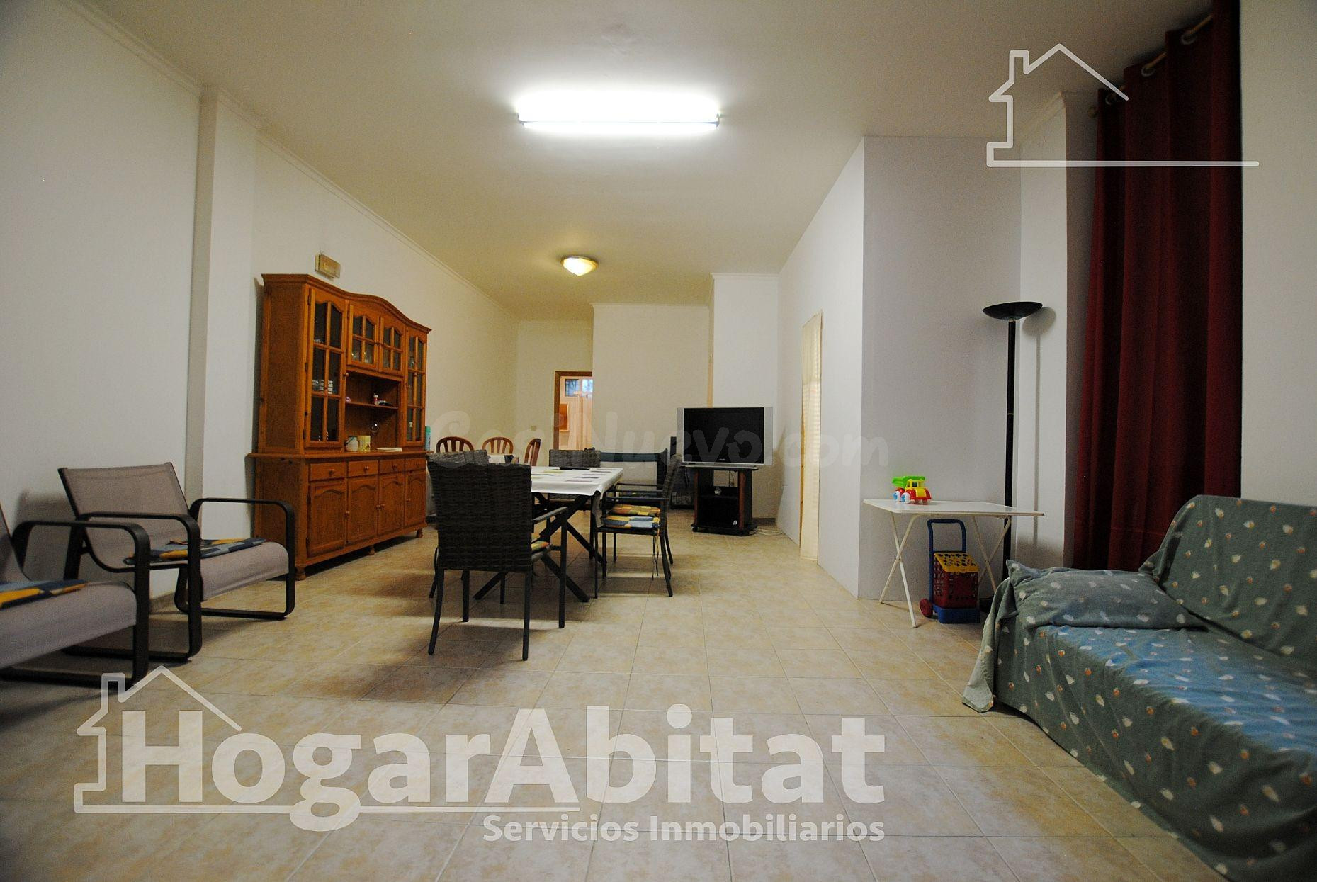 EXTERIOR CON TERRAZA JUNTO A LA PLAYA - foto 3