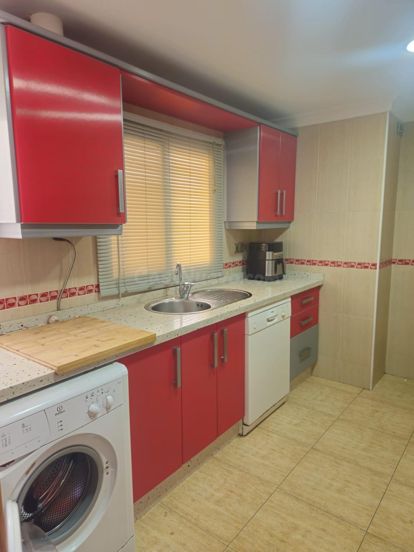 Acogedor Piso en Málaga - ¡Tu Nuevo Hogar Te Espera! - foto 2