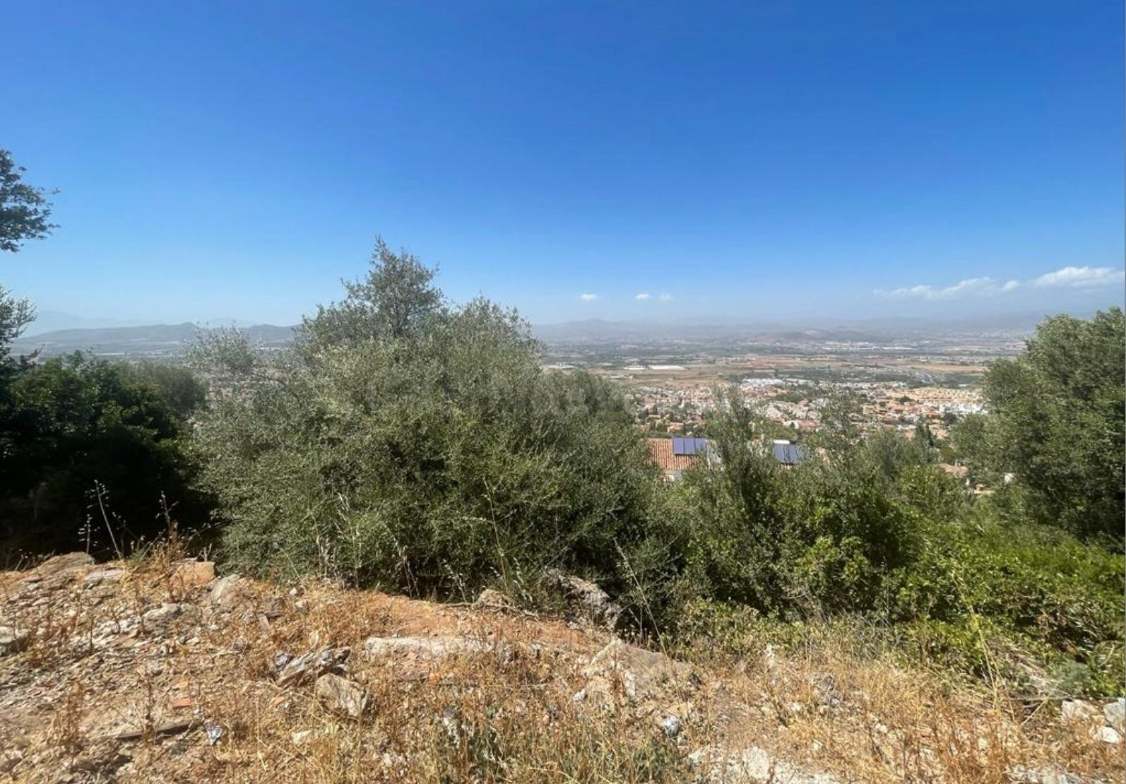Parcela urbana con impresionantes vistas !! - foto 3