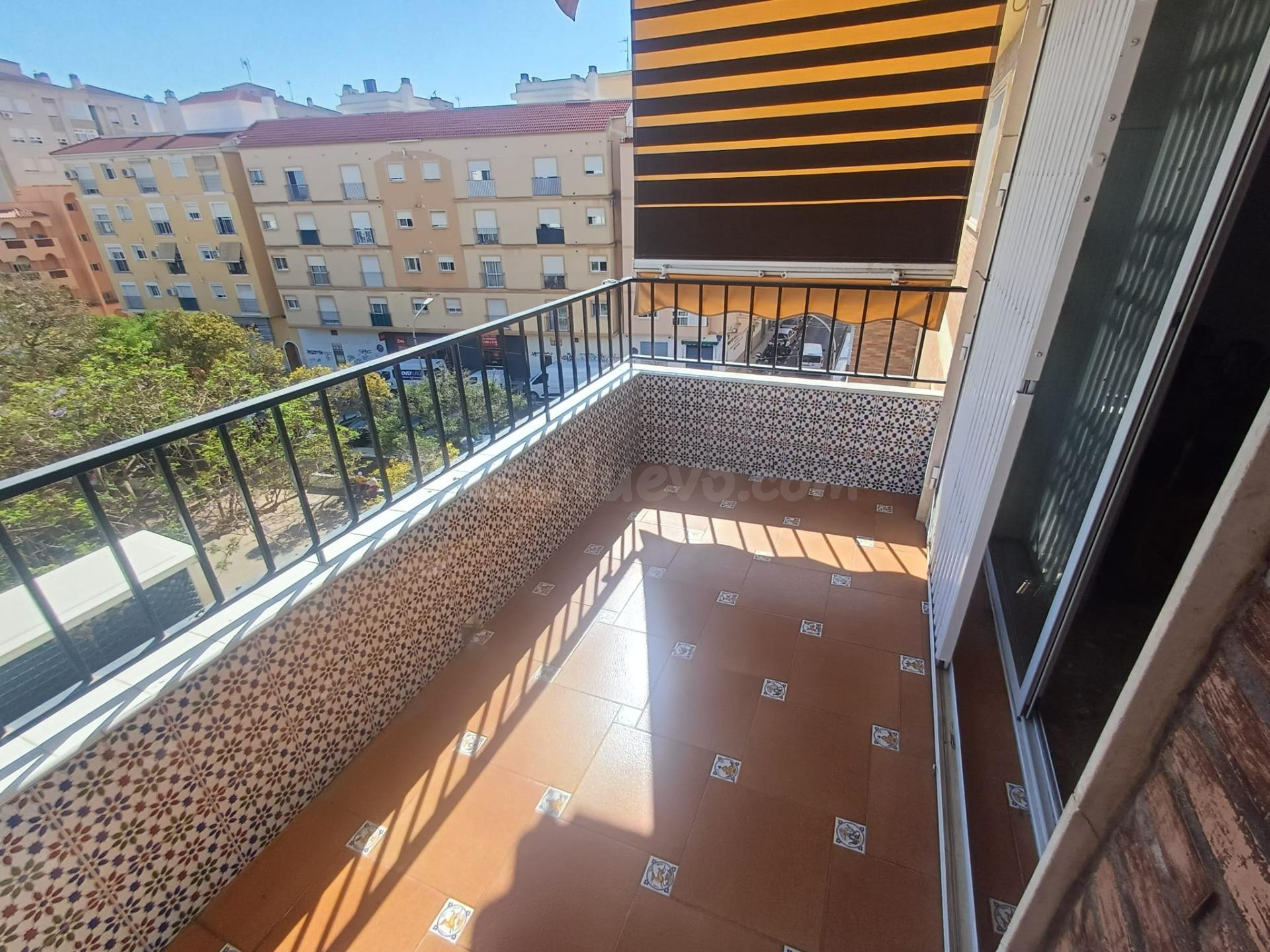 Espacioso piso en zona Suarez - foto 3