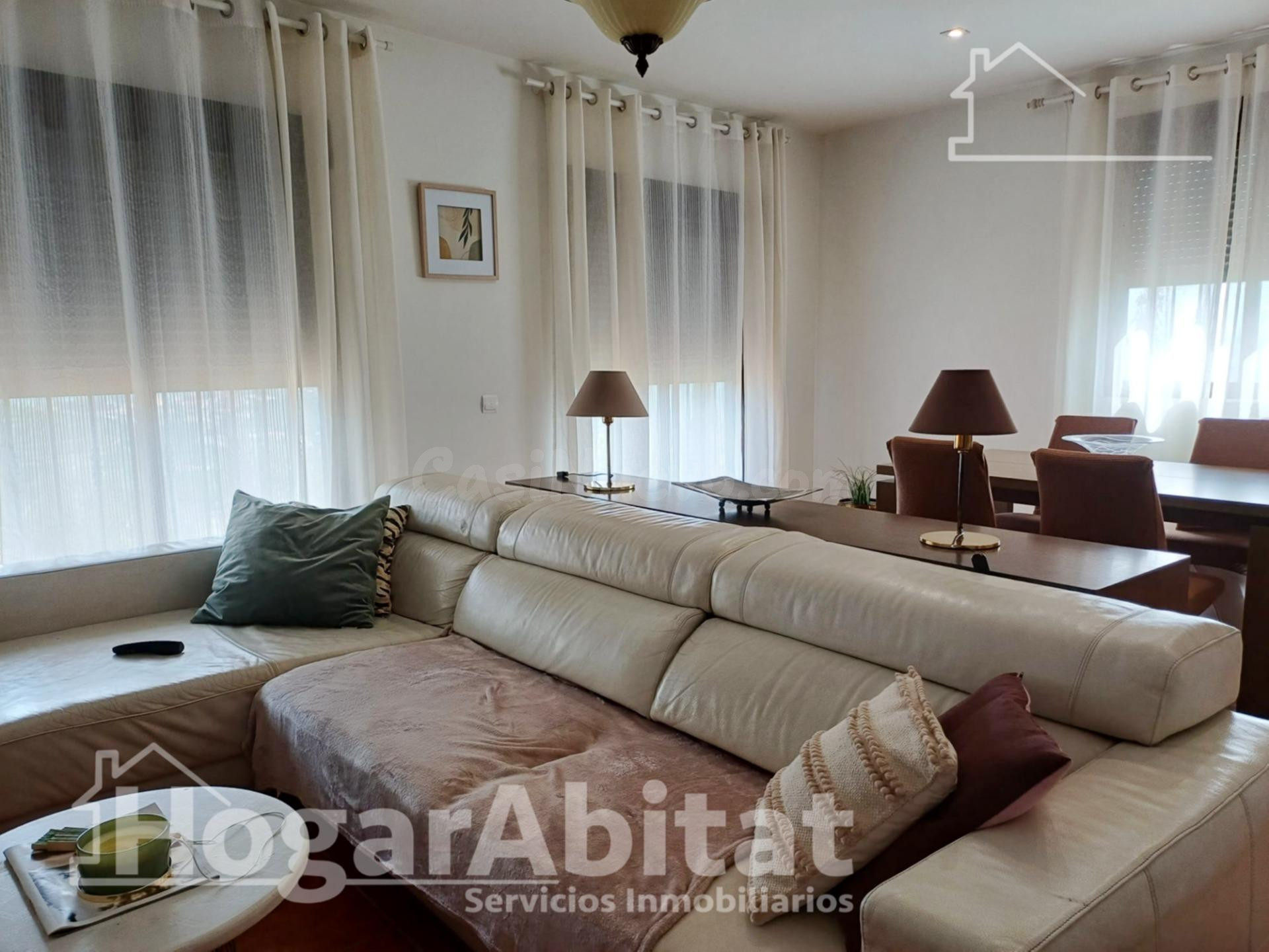 CHALET SEMINUEVO CON TERRAZA Y GARAJE - foto 4