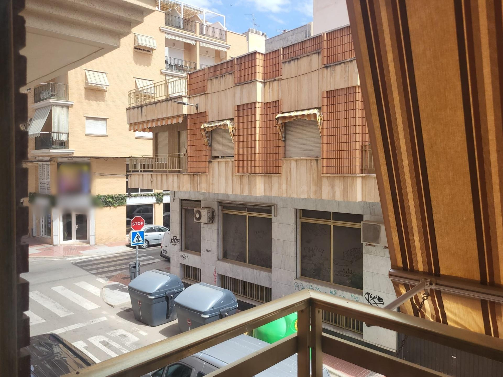 Gran vivienda en esquina con 154 m2 a un paso del mar - foto 4