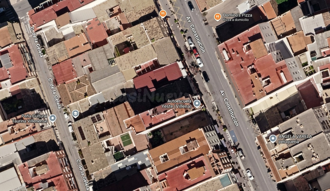 Solar urbano situado en Avenida Constitución - Villena, Alic - foto 2