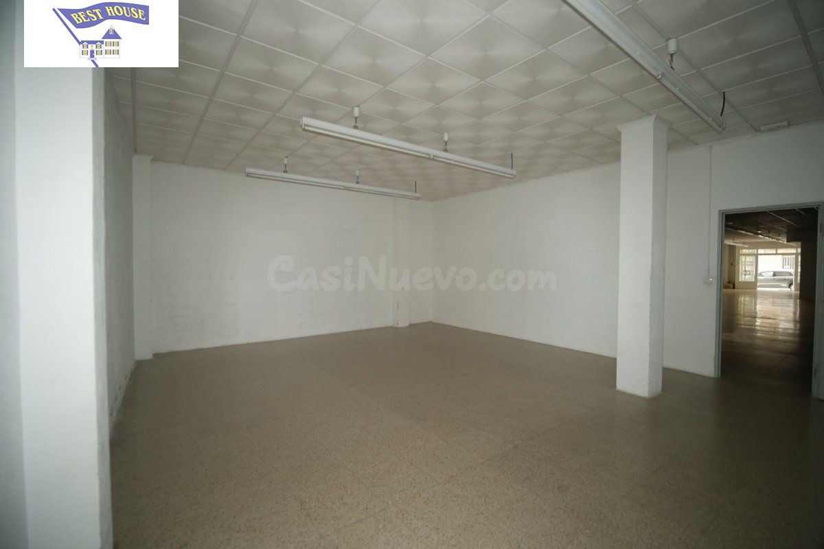Local comercial 365m² en venta - Centro-Villacerrada
