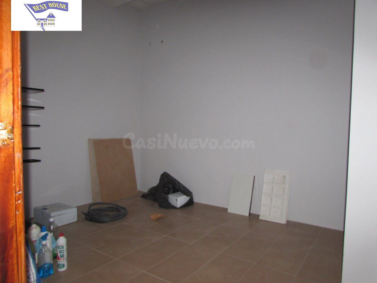 Local comercial 80m² en alquiler - Circunvalacion - foto 5