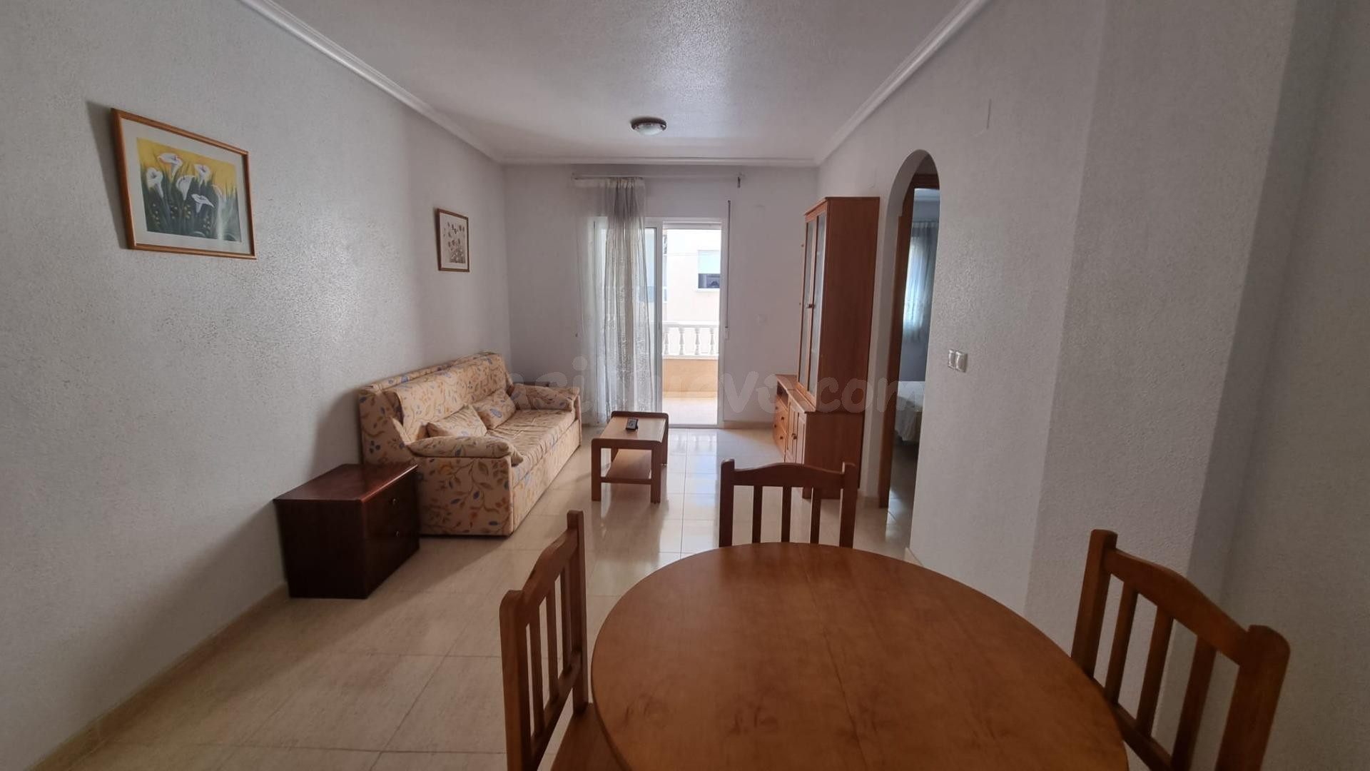 Listo para disfrutar: 2 dormitorios, terraza y piscina en To - foto 3