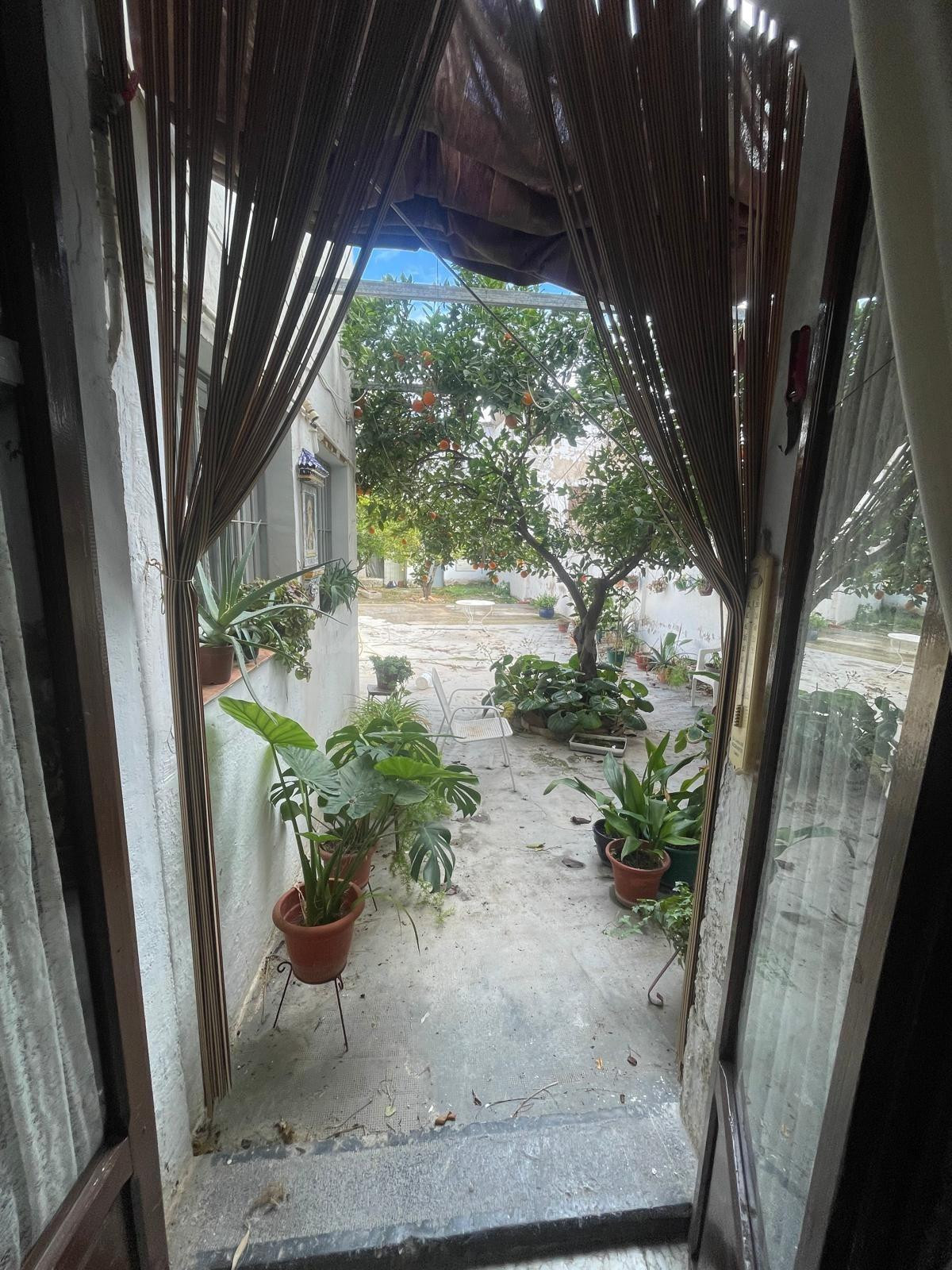 Casa de 3 plantas en pleno corazón de Alcaudete !! - foto 2