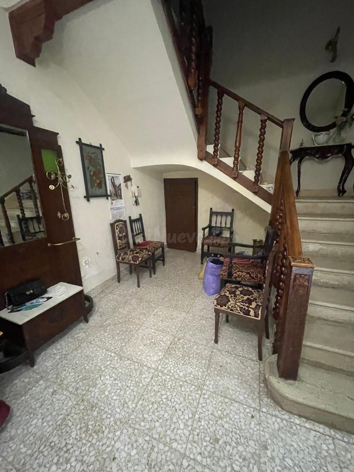Casa de 3 plantas en pleno corazón de Alcaudete !! - foto 3