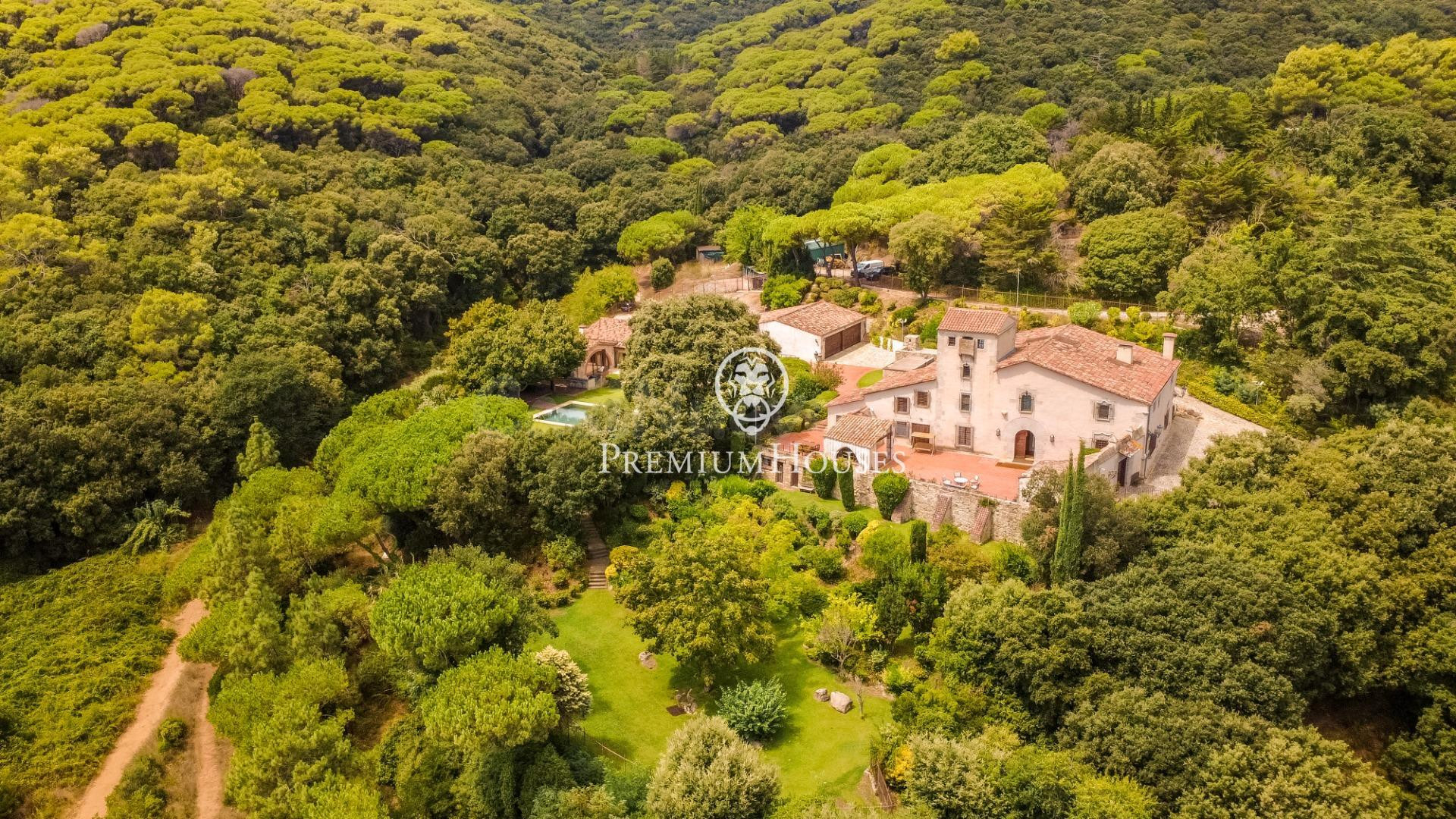Casa en venta en Sant Andreu de Llavaneres irrepetible "La L - foto 4
