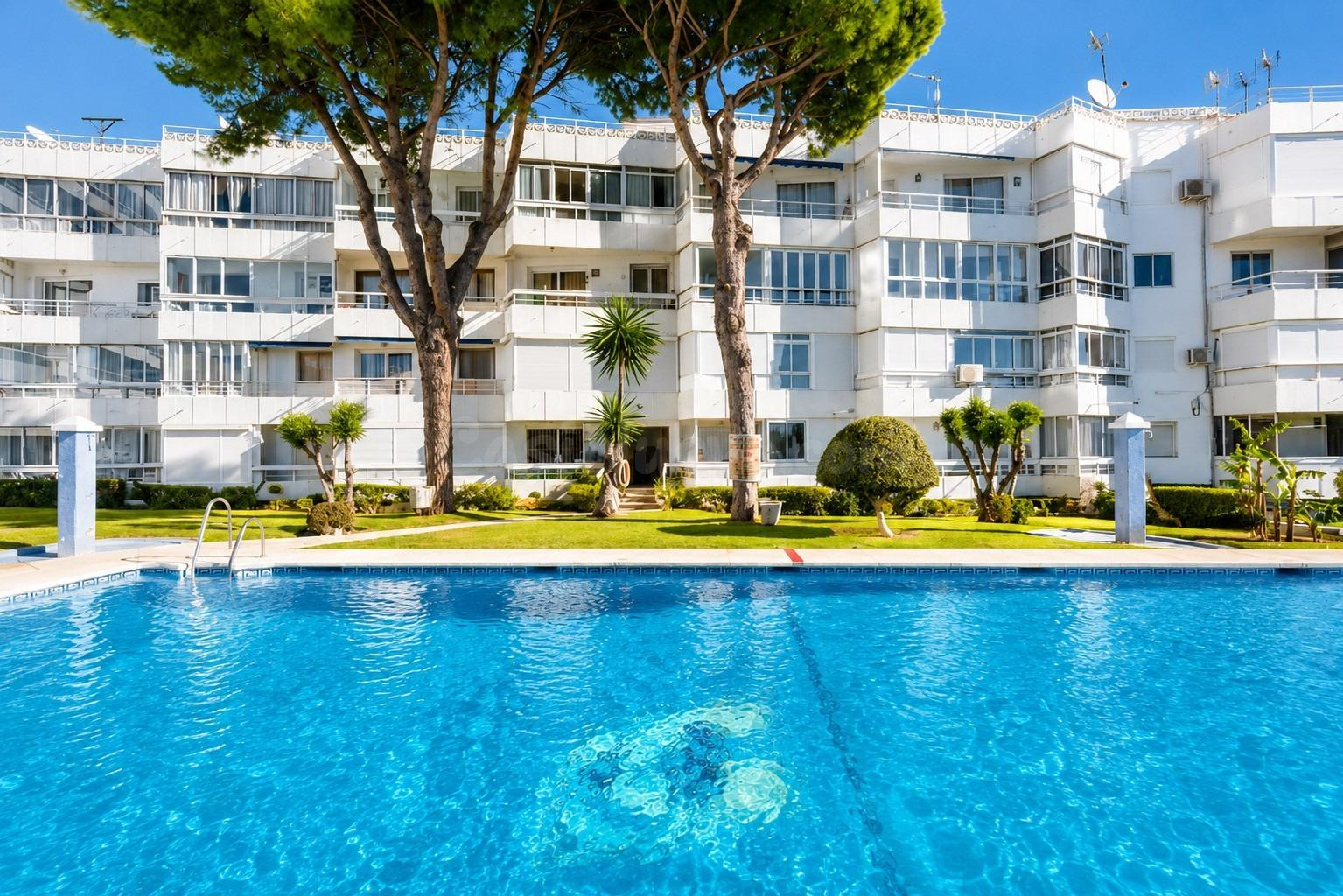 Estudio con licencia turística a 100 metros de la playa: inv