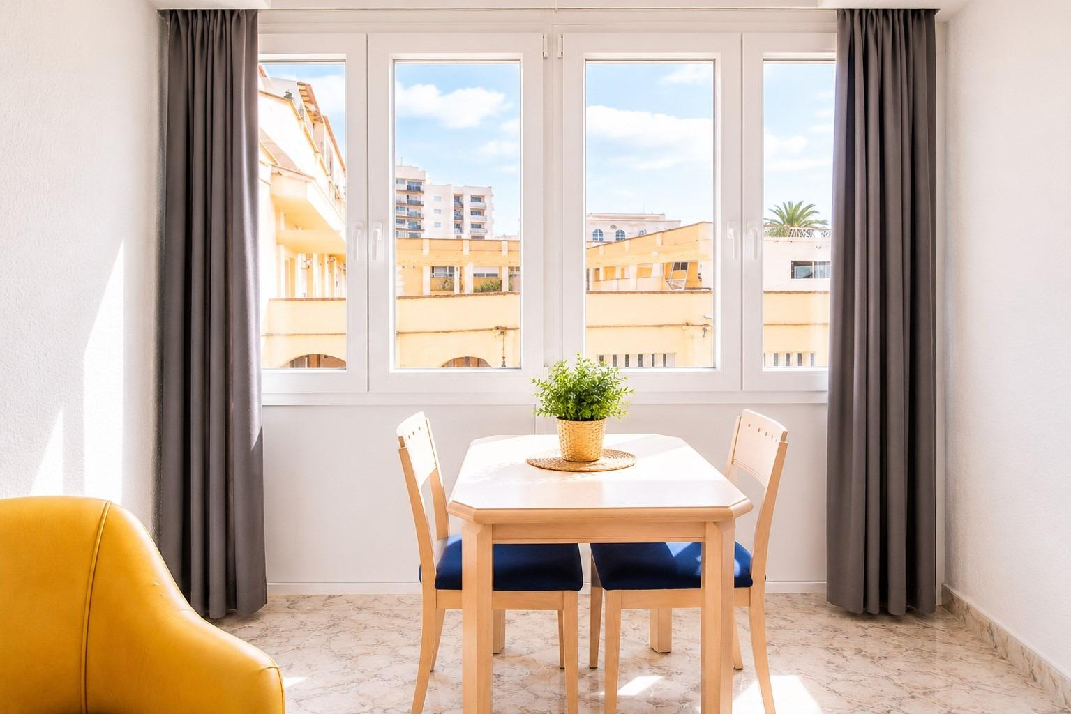 Estudio con licencia turística a 100 metros de la playa: inv - foto 3