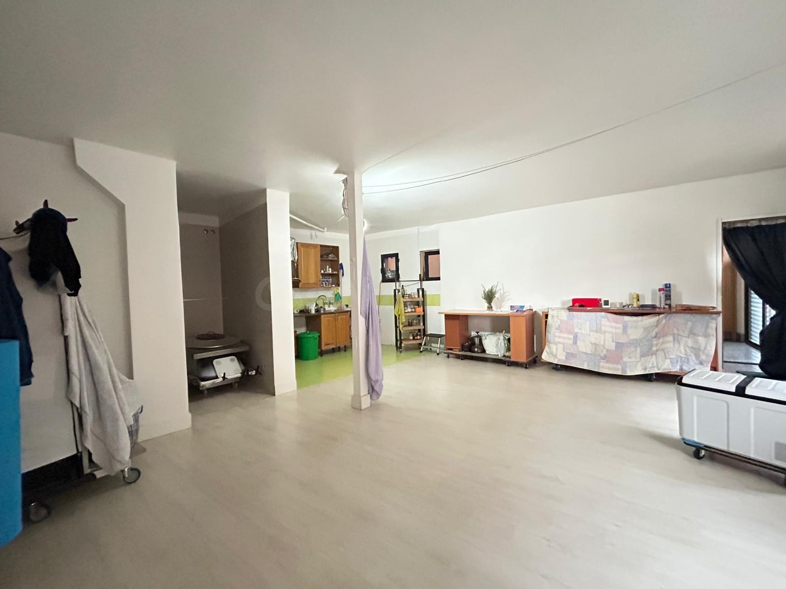 VENTA DE ESTUDIO CON GARAJE EN MONDEJAR (GUADALAJARA) - foto 3