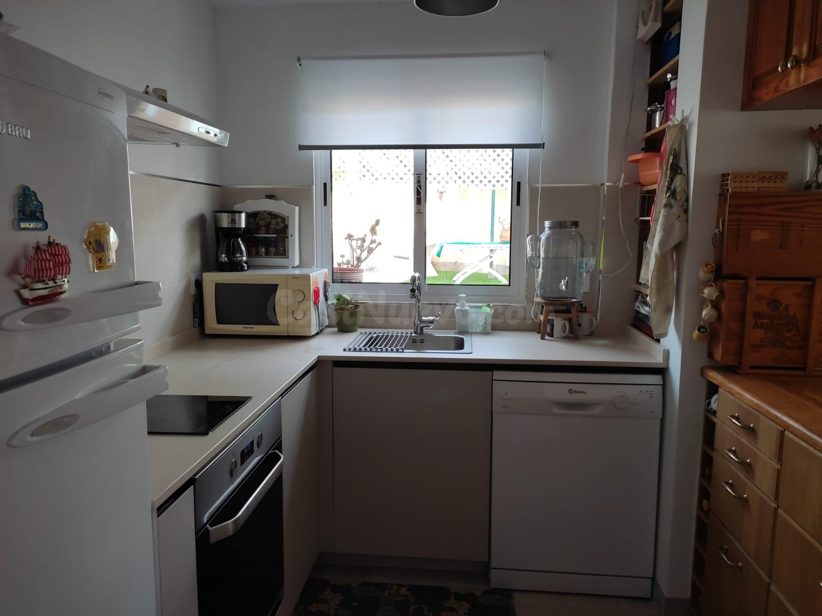 Chalet con piscina privada disponible para CORTA TEMPORADA - foto 4