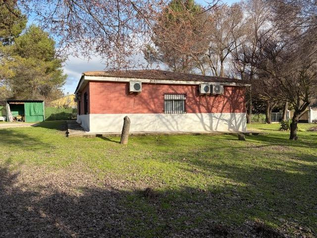 CHALET INDEPENDIENTE EN HONTOBA - foto 4
