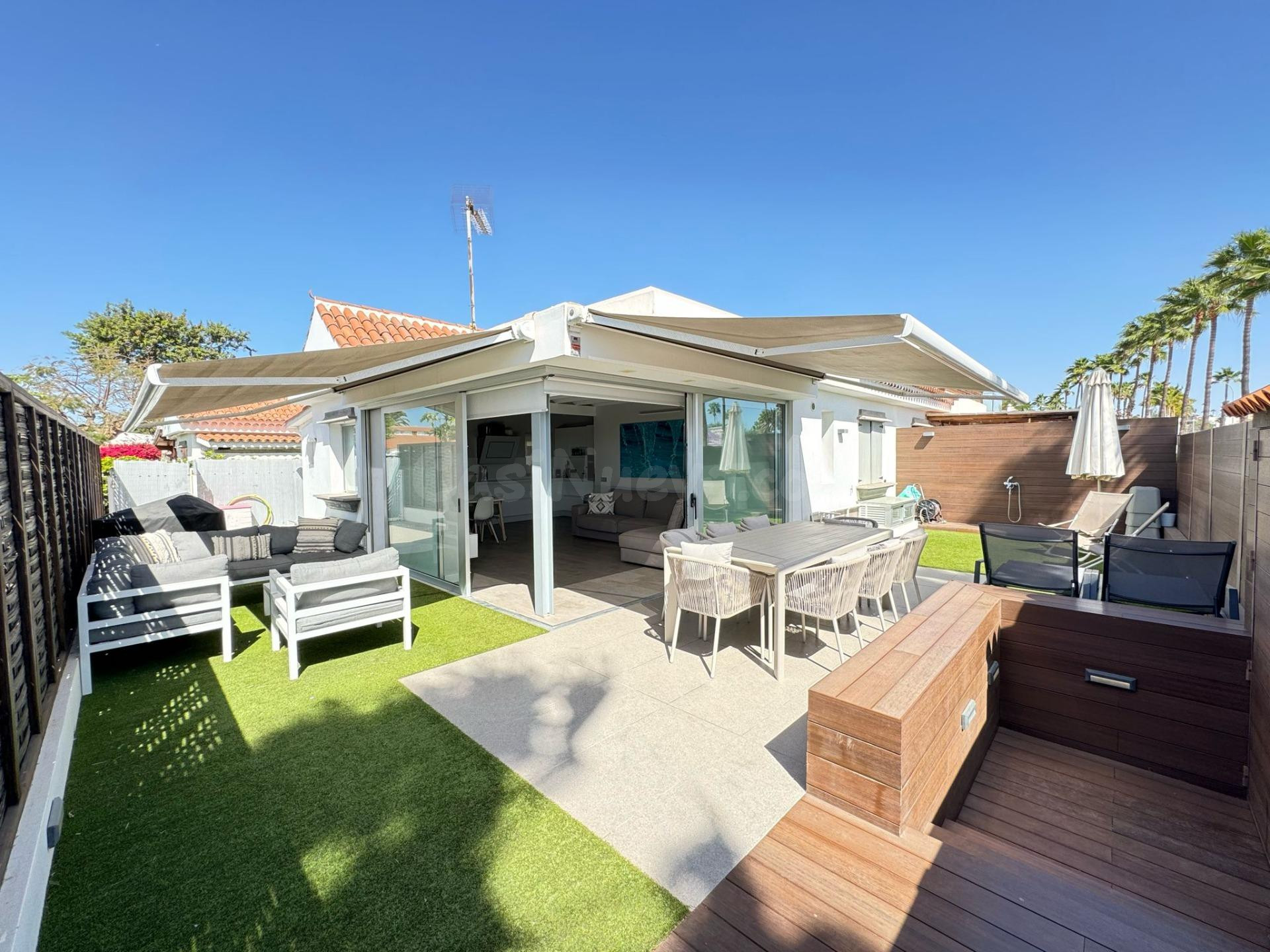 Espectacular bungalow con terraza privada y piscina comunita - foto 4