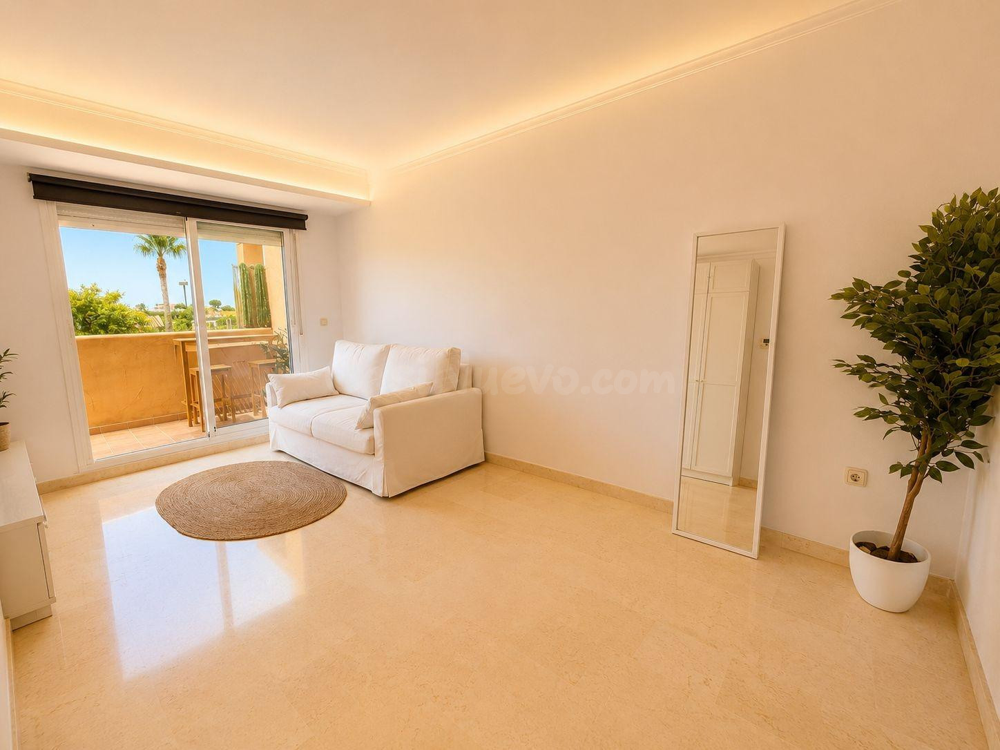 Elviria - Coqueto Piso 1 Dormitorio Garaje, Vistas al Mar, C - foto 4